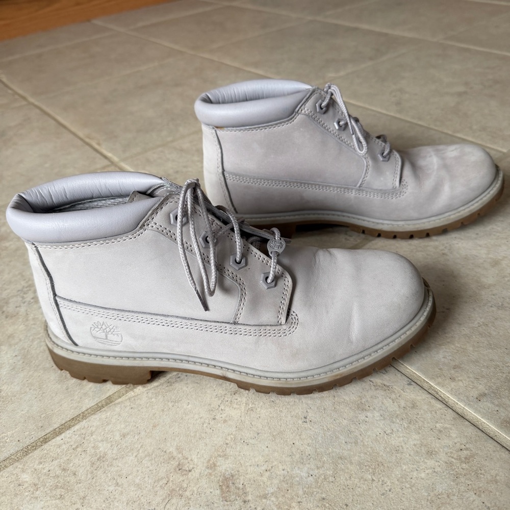 Timberland Nellie Chukka Ankle Boots Waterproof Light Purple Womens Size 9.5 - Picture 3 of 7